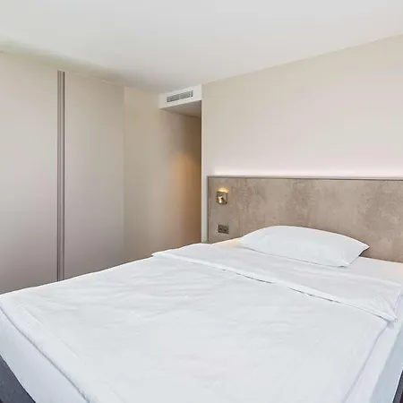 Achesa Homes 3* Zurich